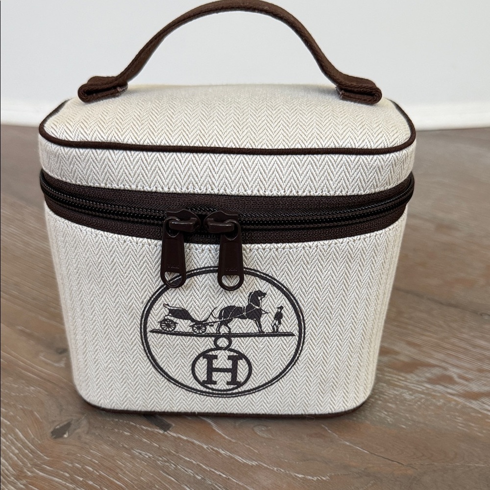 Upcycled Hermes Dust bag nice - nano